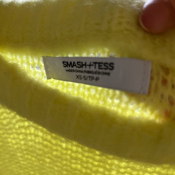 Smash and Tess super cute oversized sweater - Picture 3 of 4